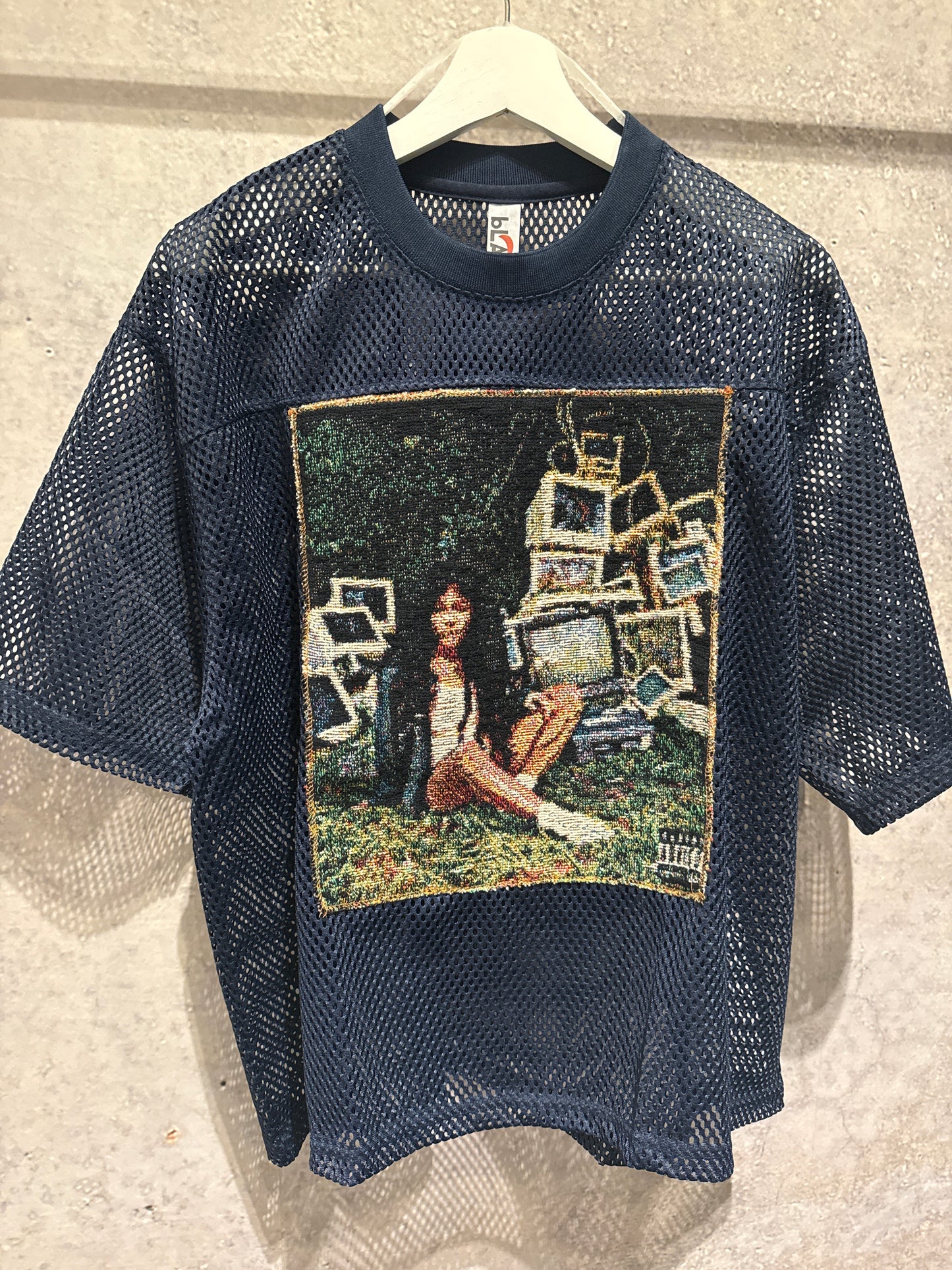 ANGEL GENTLE: SZA JERSEY MESH TAPESTRY TOP