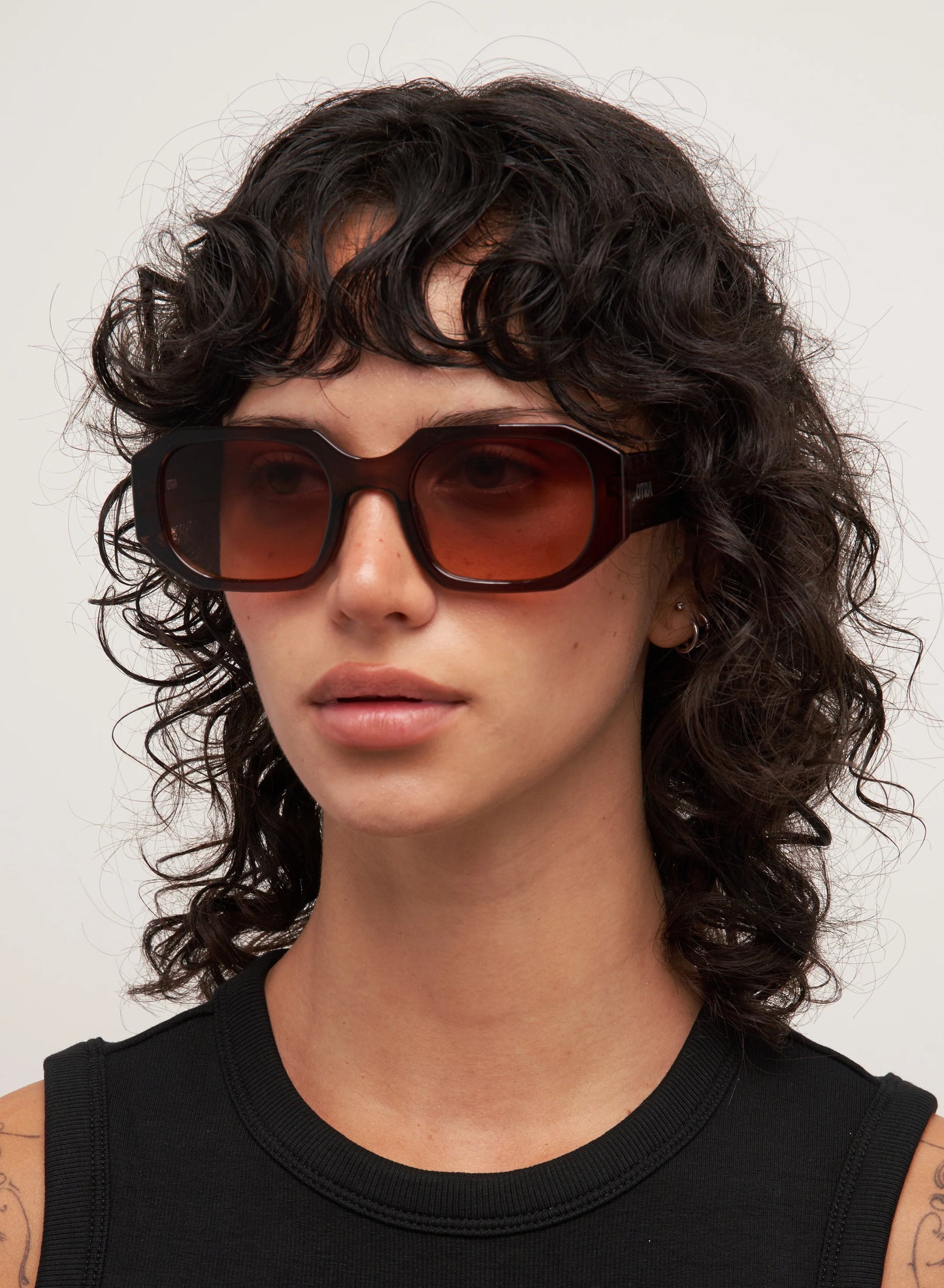 OTRA EYEWEAR: VERA SUNGLASSES