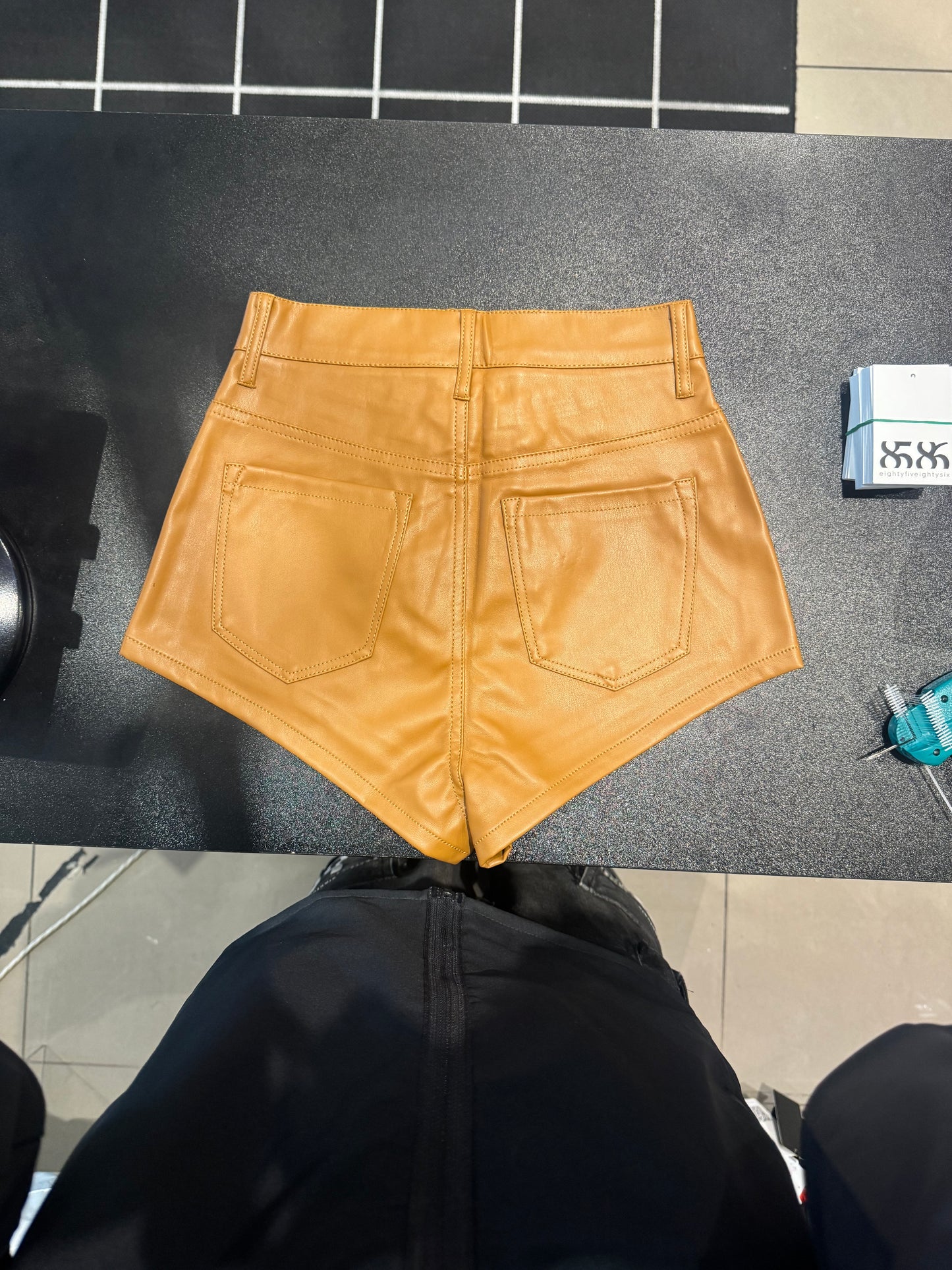 VIBRANT MIU: LEATHER PU CAMEL SHORTS