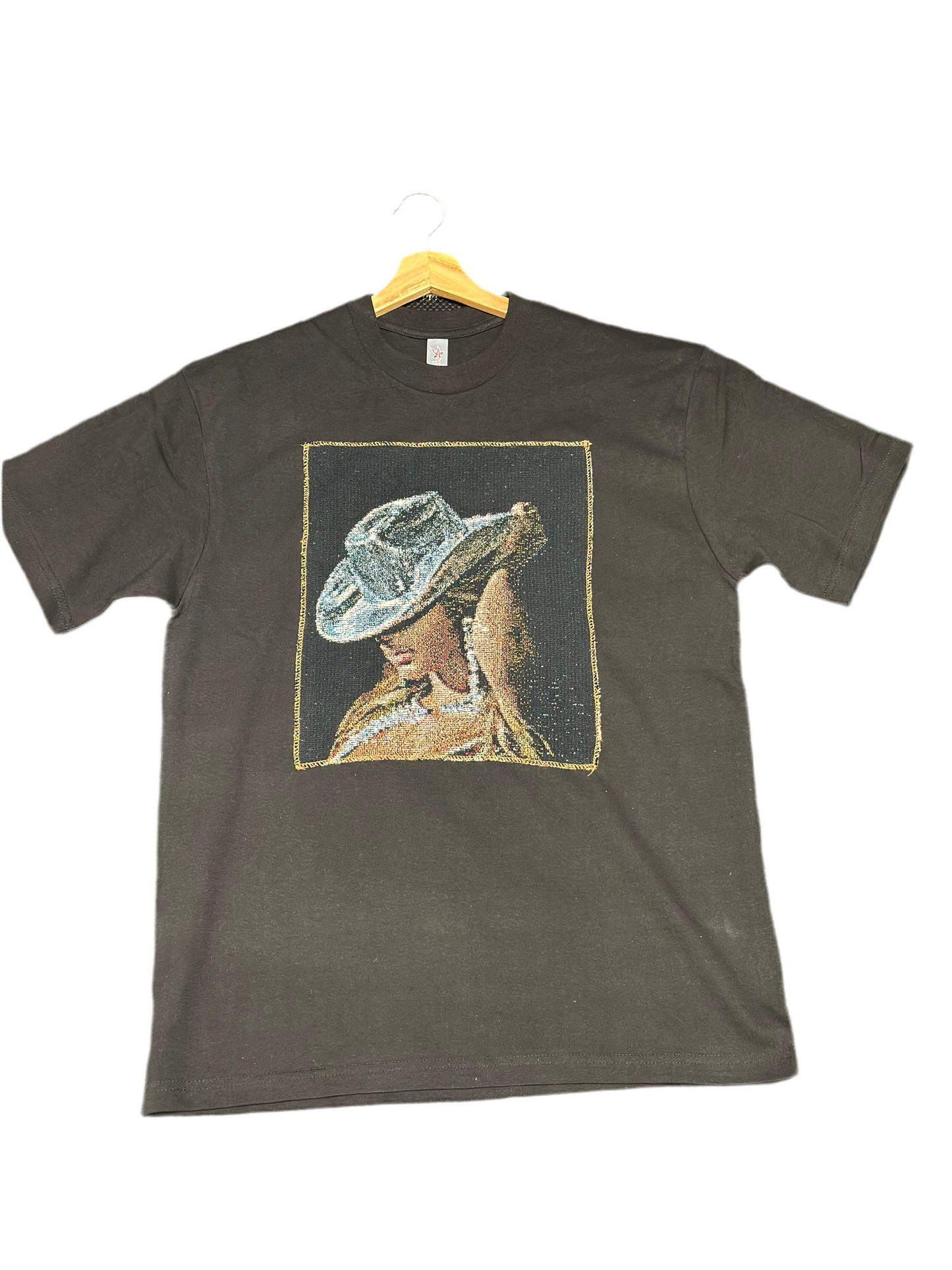 ANGEL GENTLE: COWBOY CARTER TAPESTRY GRAPHIC TEE