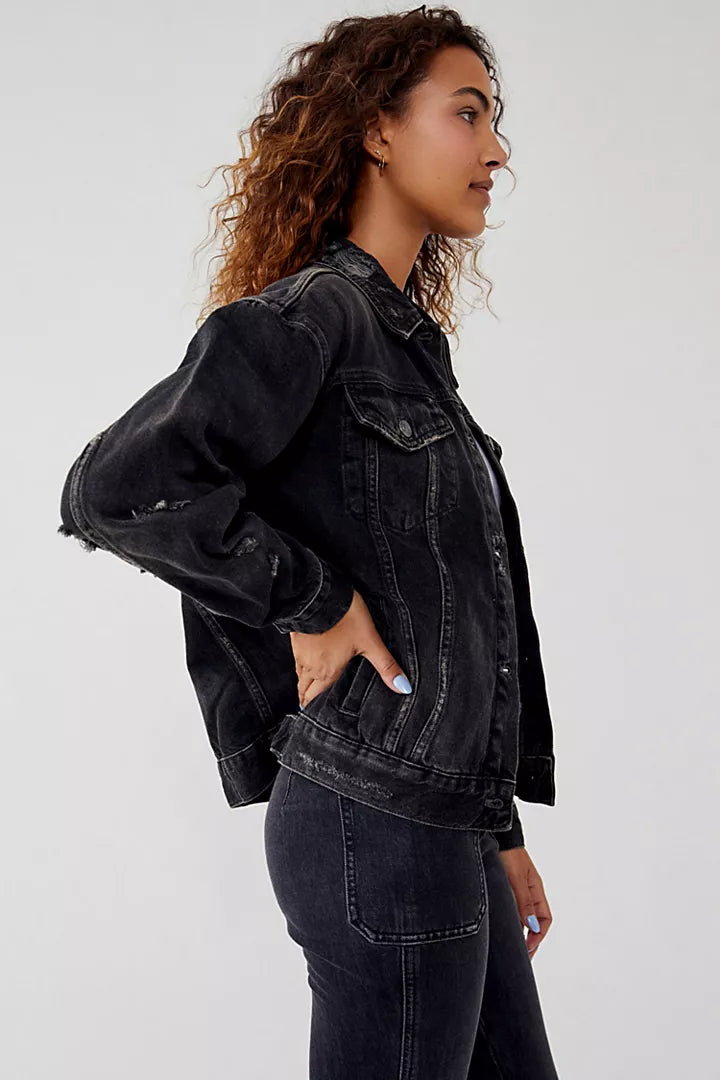 FREE PEOPLE: JOLENE OVERSIZED TRUCKER JACKET