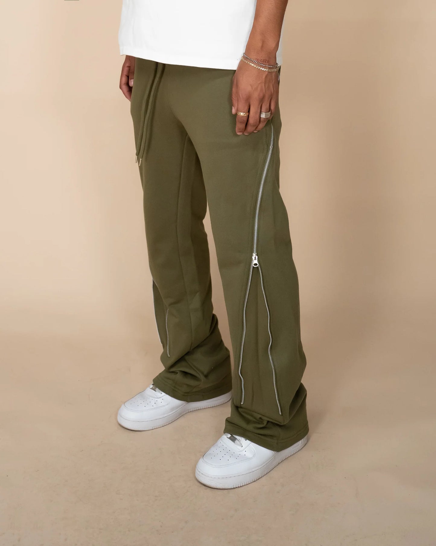 EPTM: ZIP FLARED SWEATPANTS