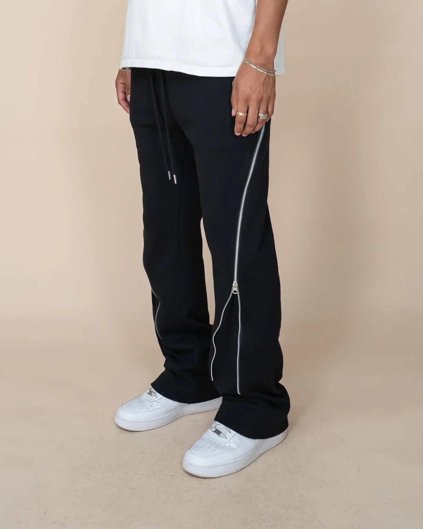 EPTM: ZIP FLARED SWEATPANTS