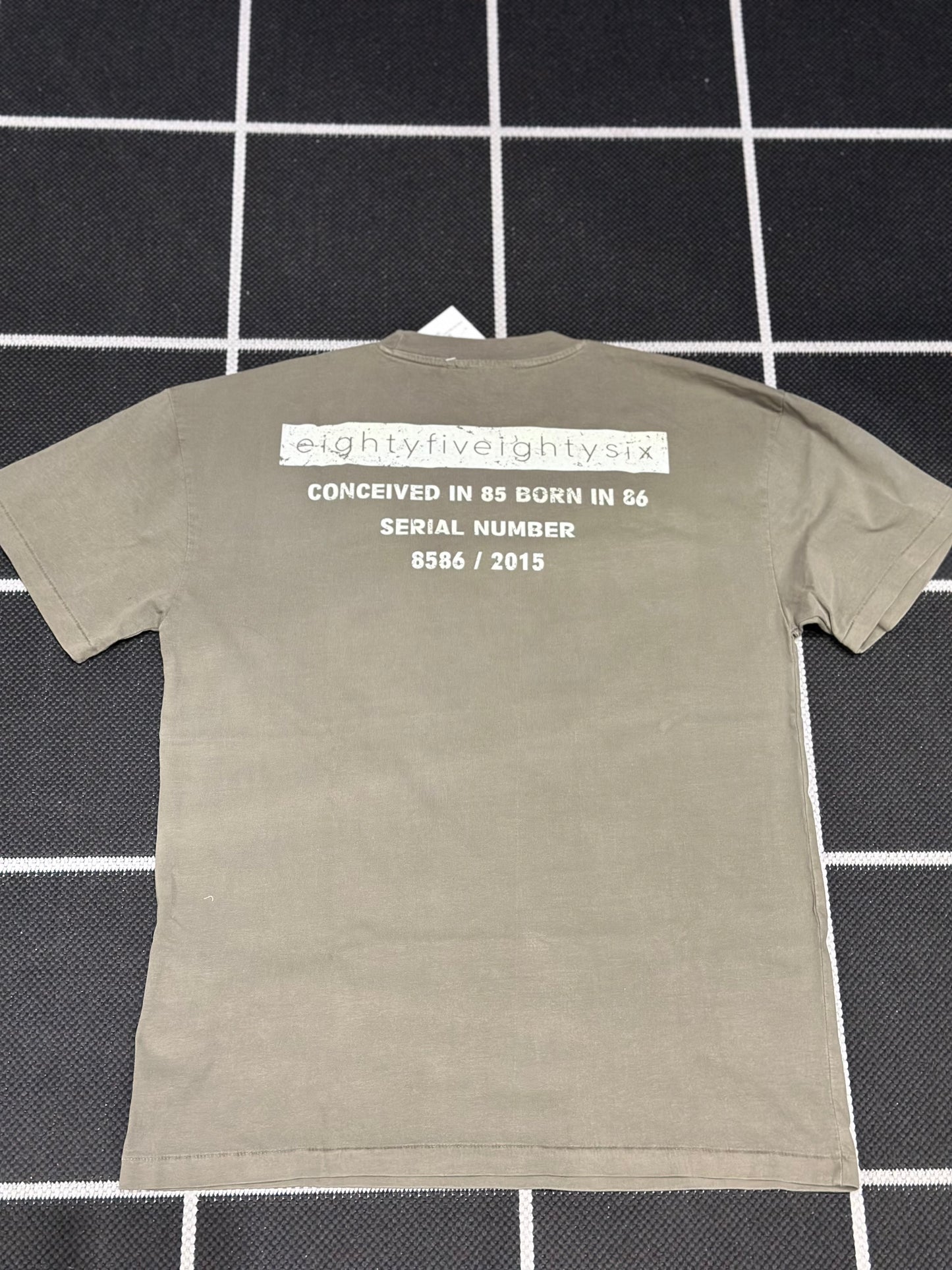 8586: VINTAGE WASH ANNIVERSARY TEE