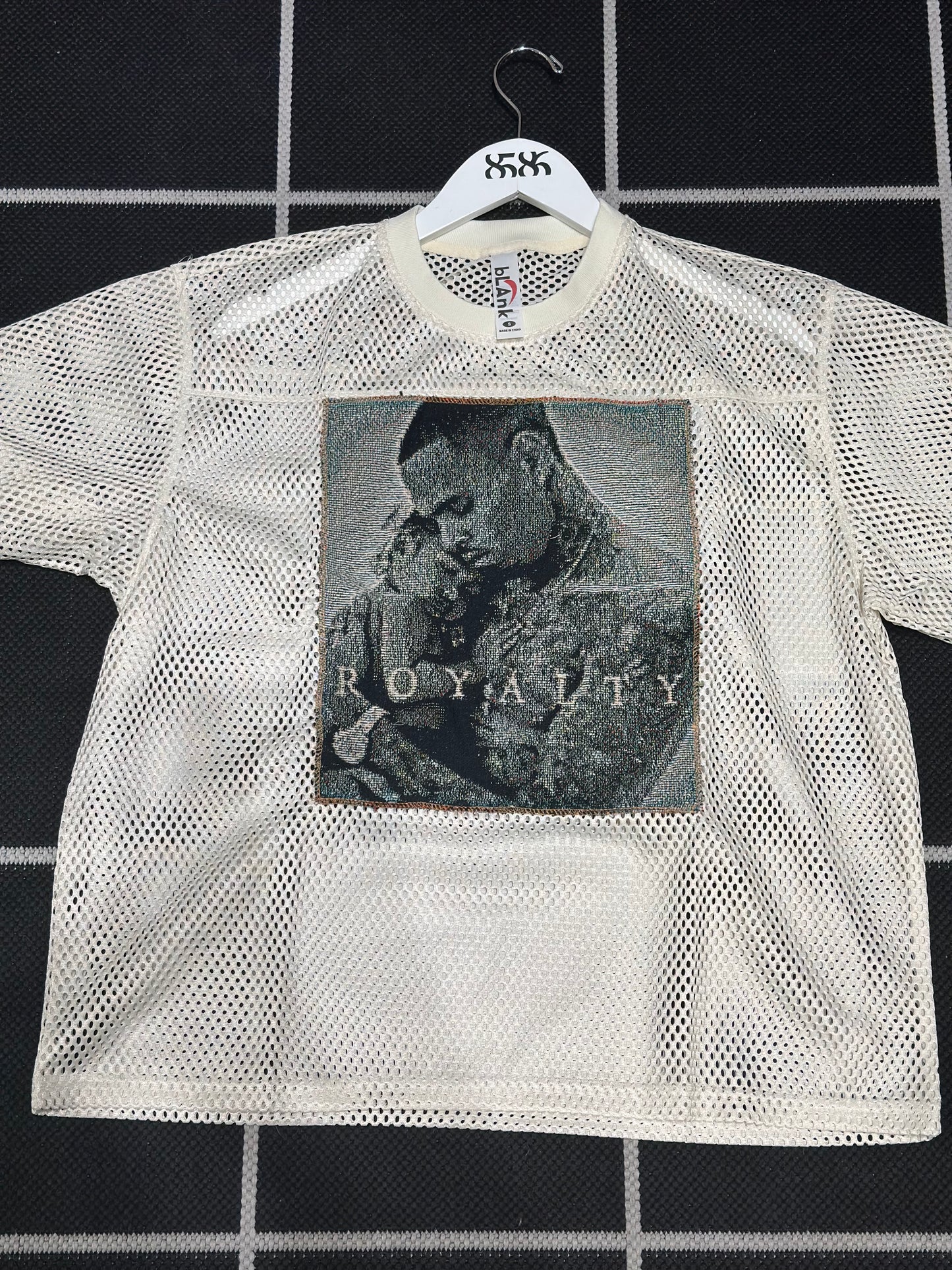 ANGEL GENTLE: CBREEZY TAPESTRY JERSEY TOP