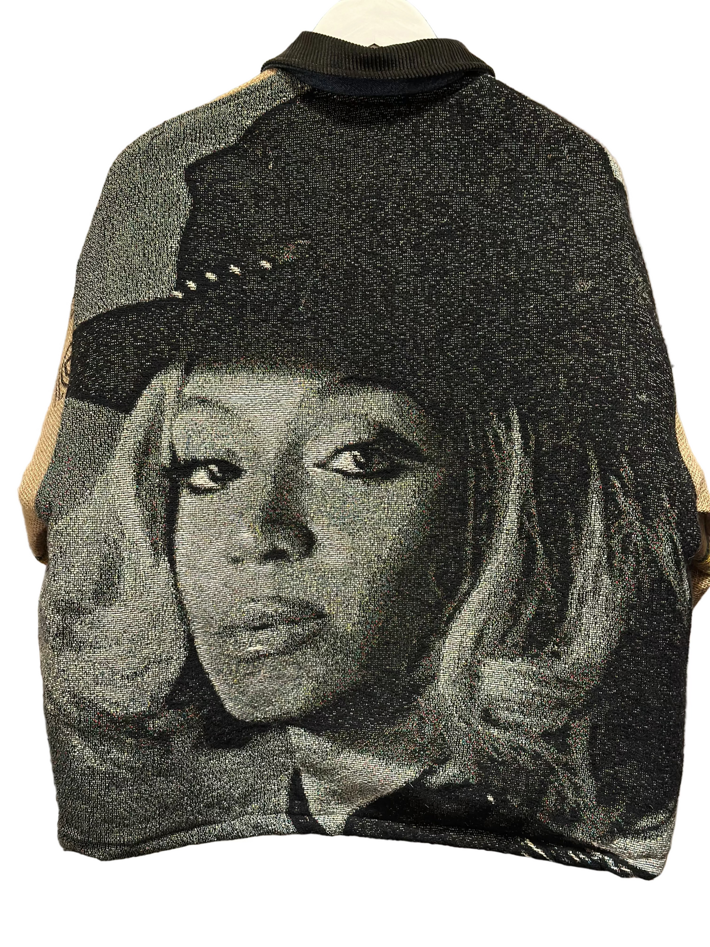ANGEL GENTLE: BAMBOO TAPESTRY BEYONCE JACKET
