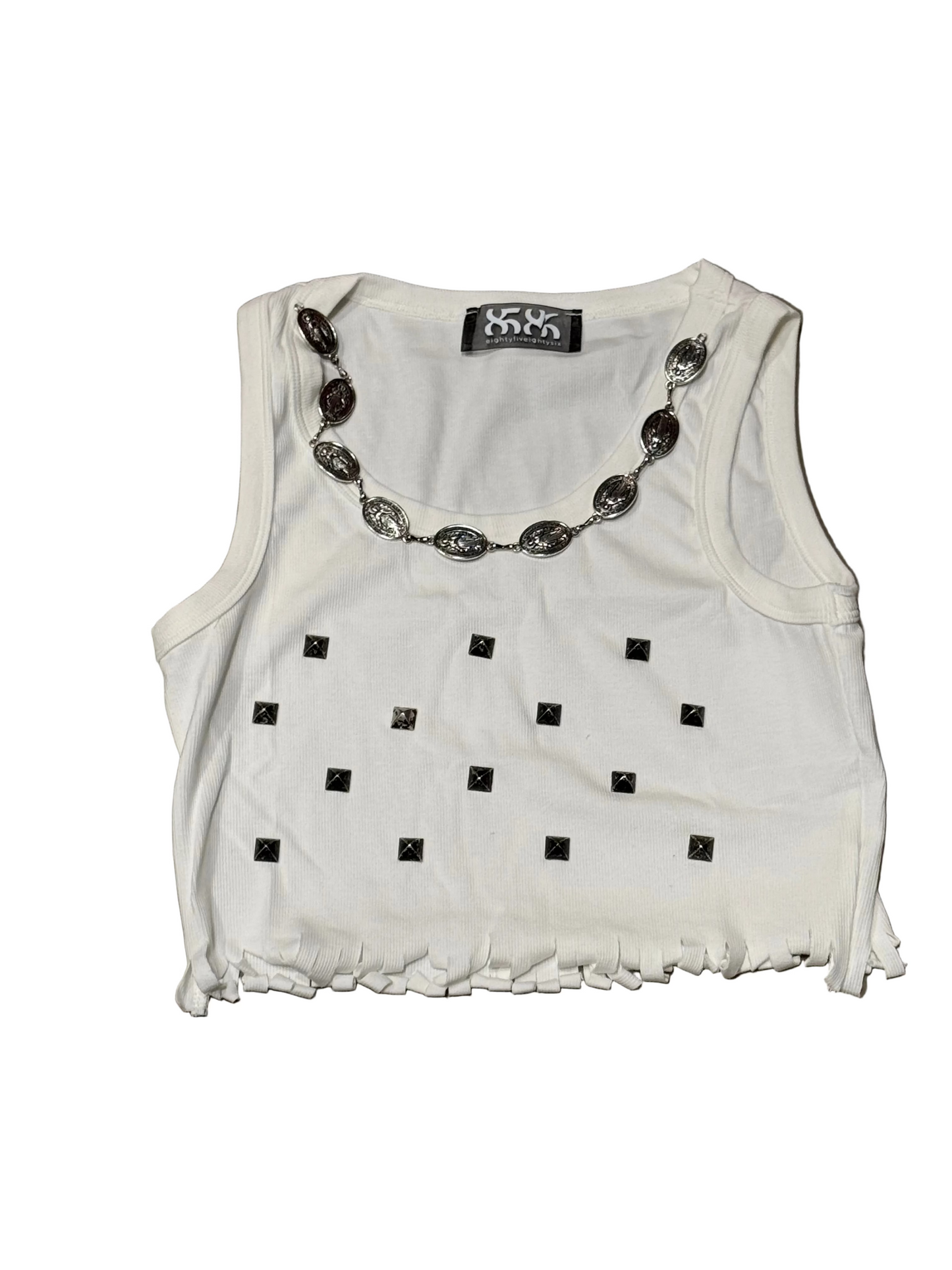 8586: Destroyed Studded Tank