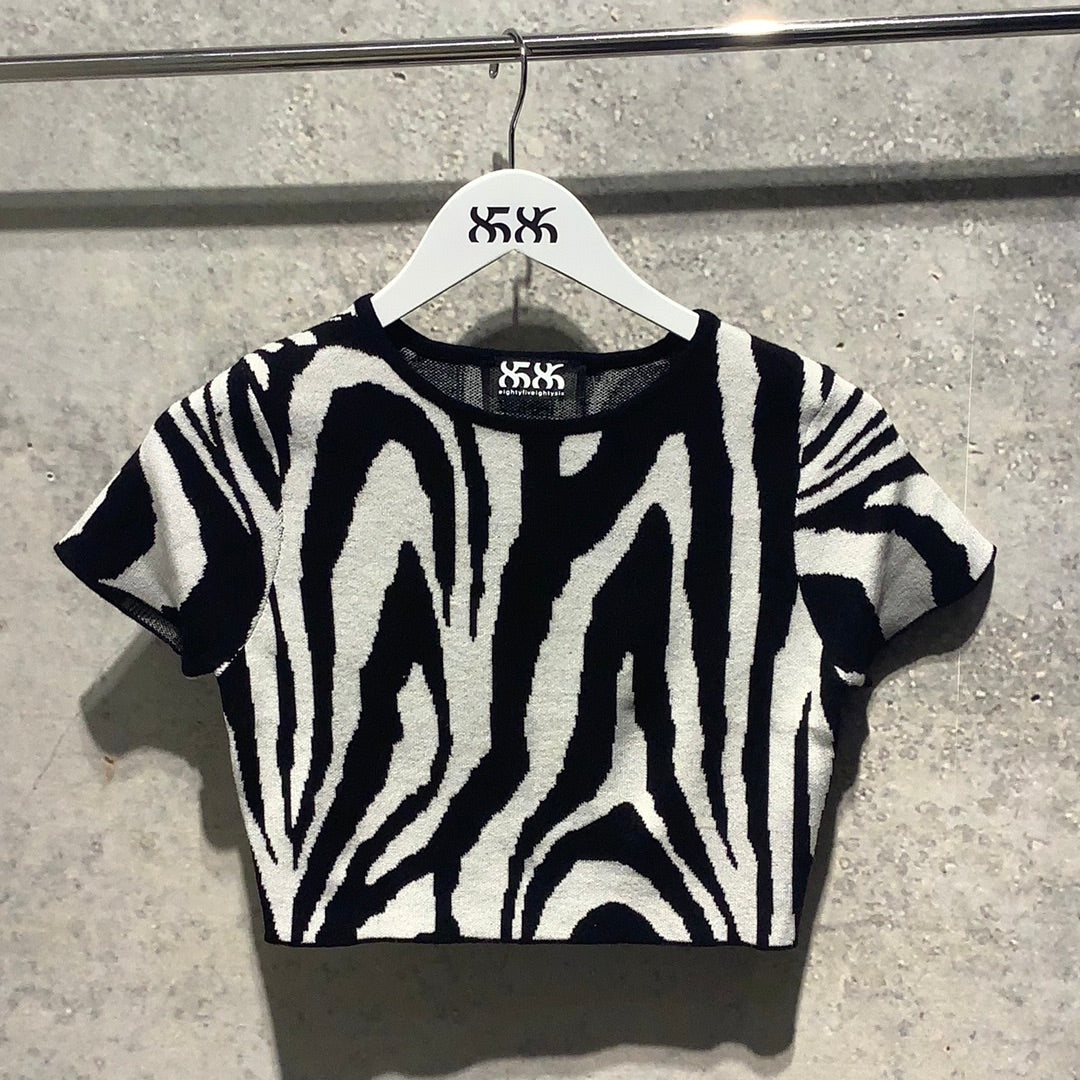 8586 ZEBRA PRINT CROP TOP
