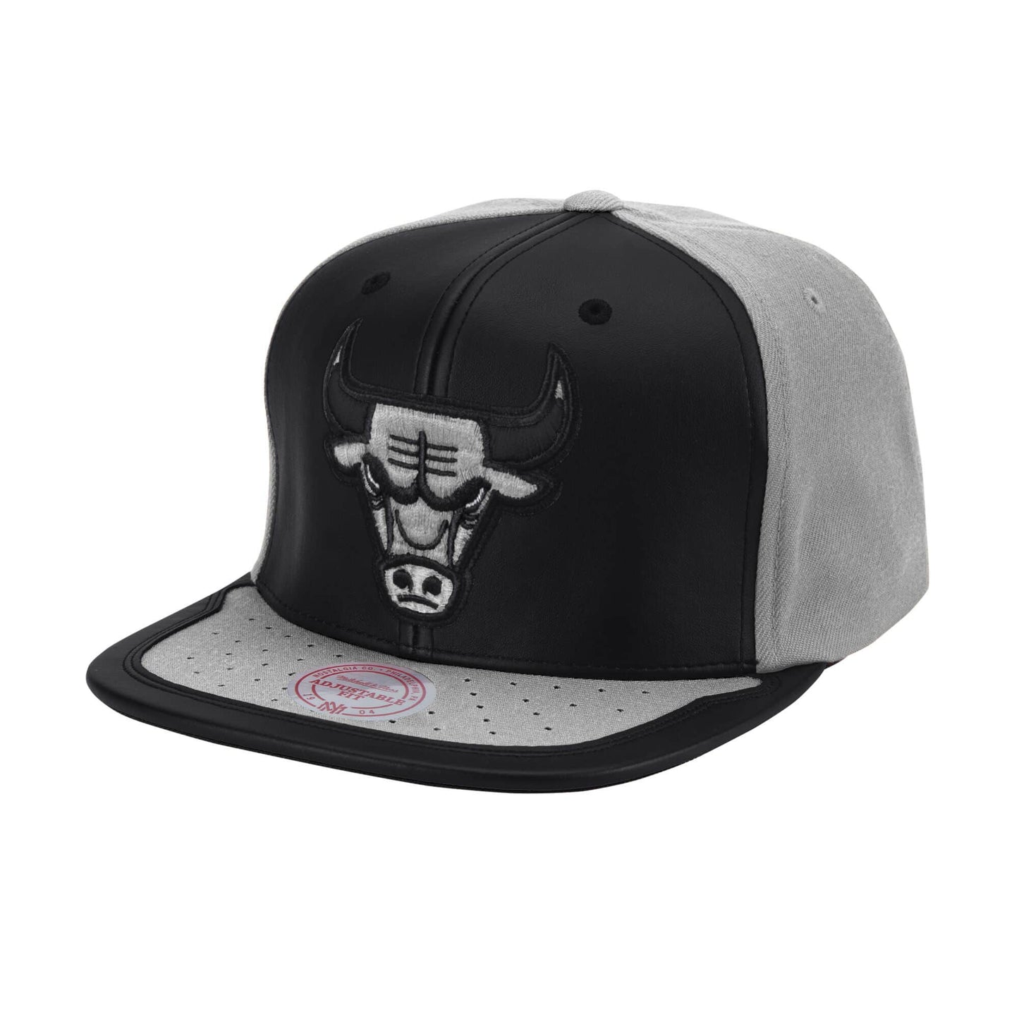 MITCHELL & NESS: NBA DAY ONE SNAPBACK BULLS (grey & black)