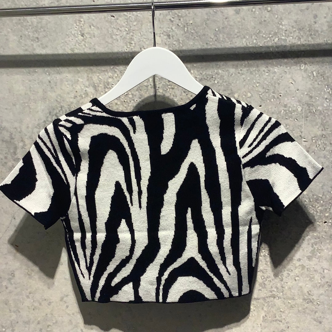 8586 ZEBRA PRINT CROP TOP
