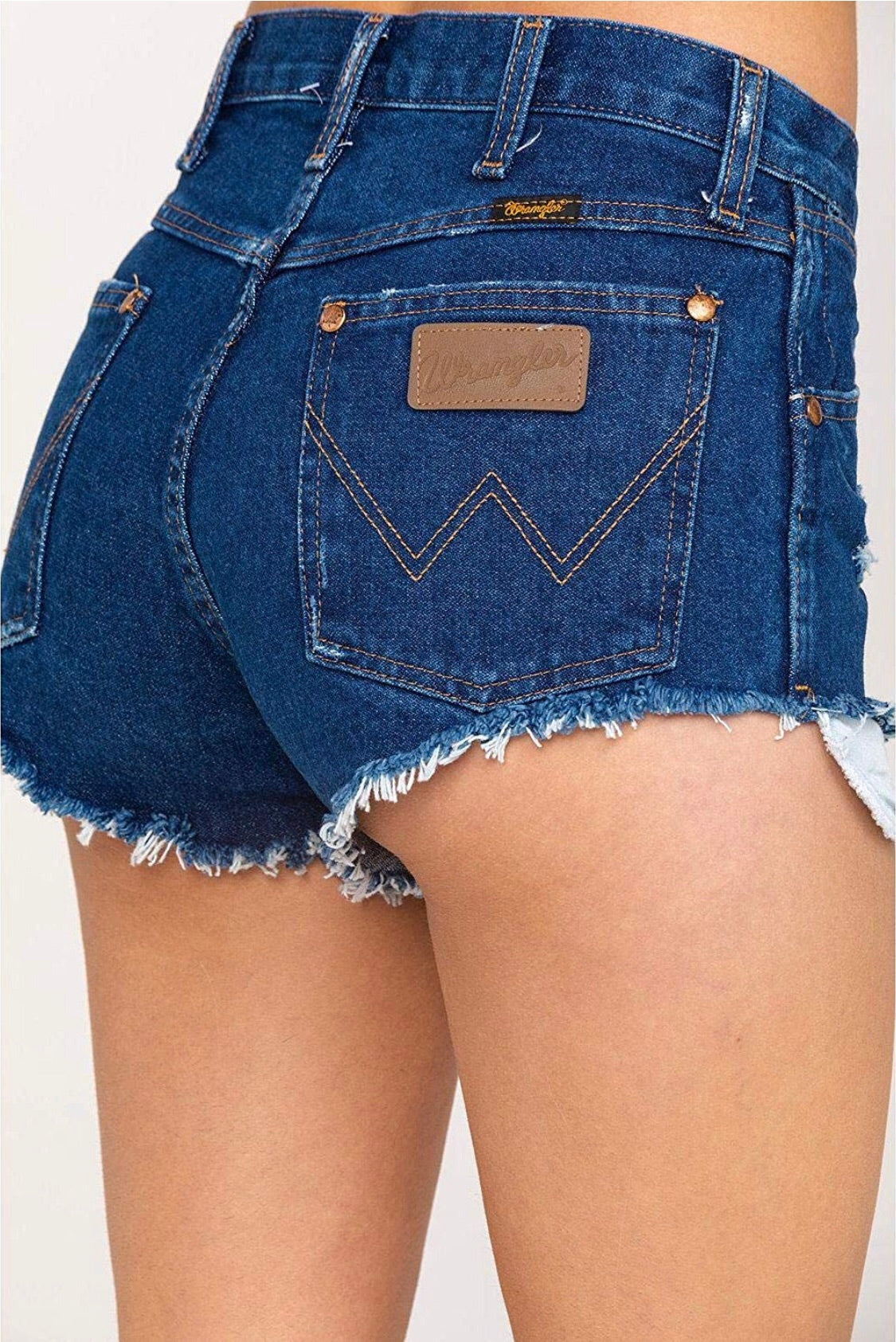 WRANGLER: HIGH RISE DARK STONE CUT OFF SHORTS