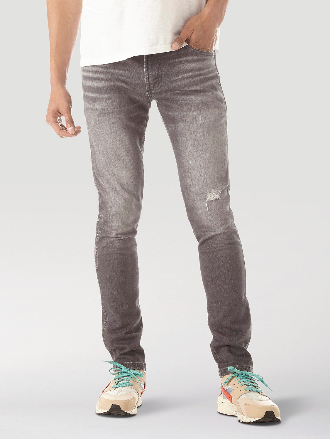 WRANGLER MENS HERITAGE LARSTON JEAN - 8586