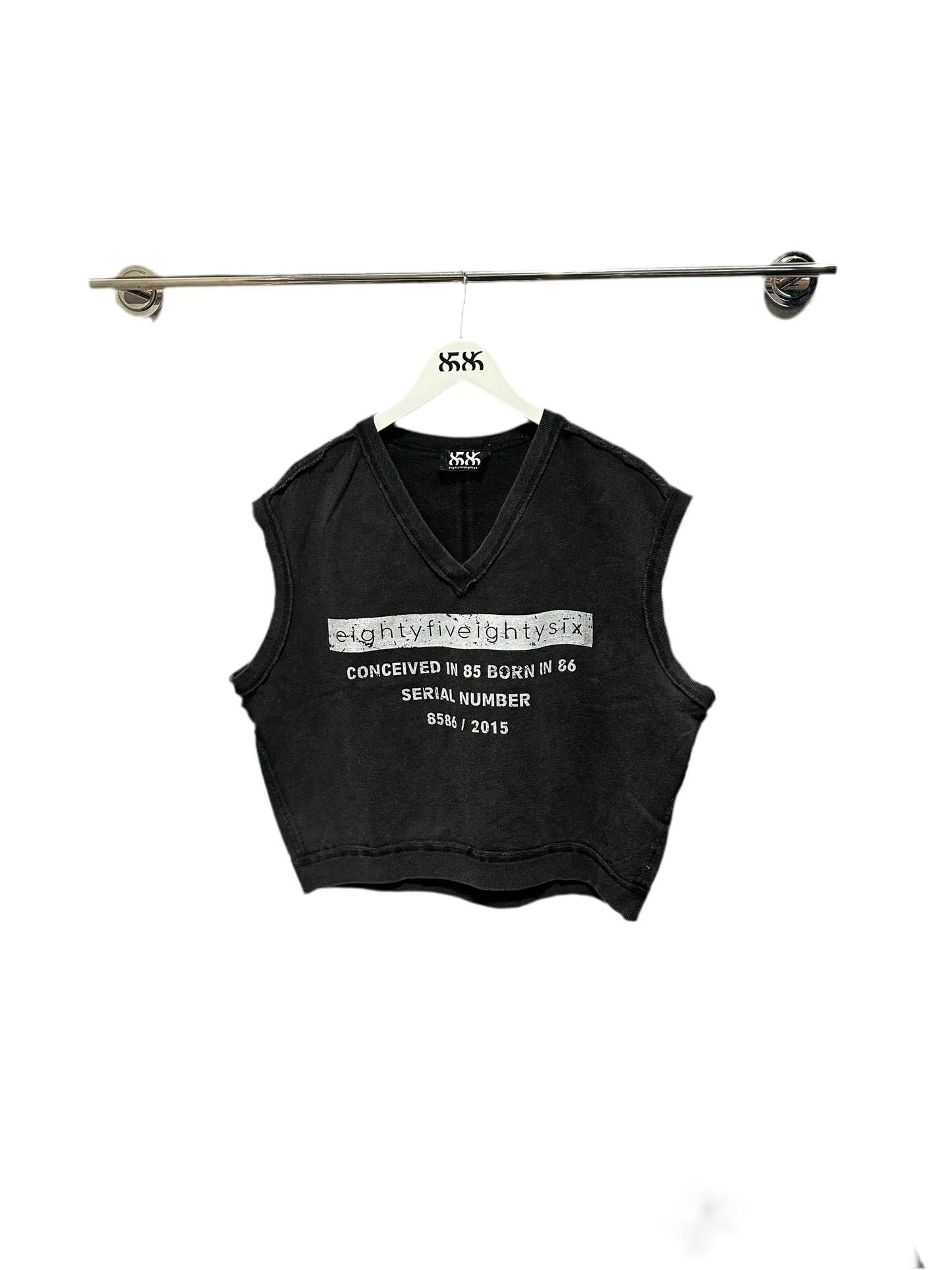 8586 Anniversary Sleeveless VEST