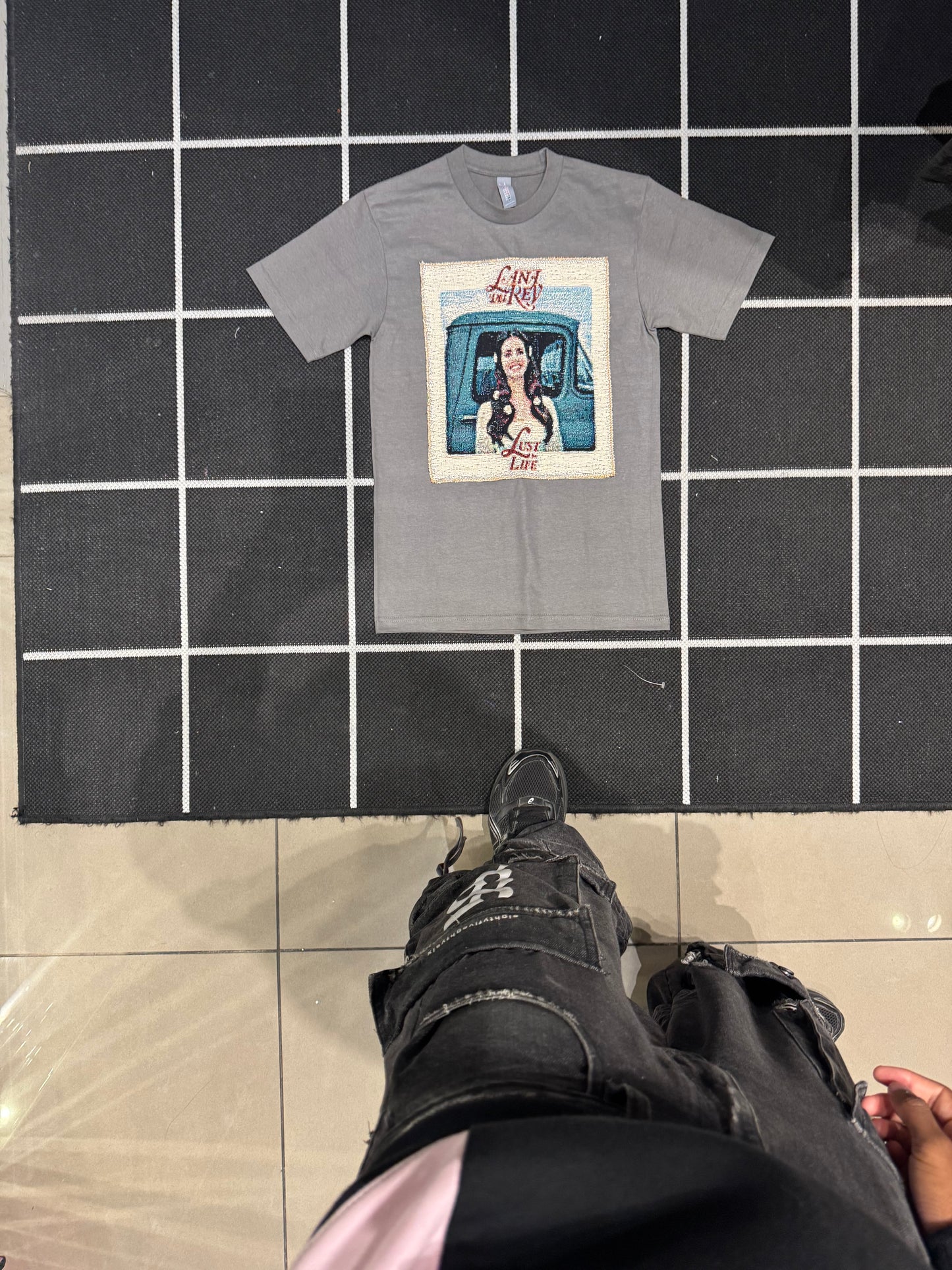 ANGEL GENTLE: TAPESTRY TEE