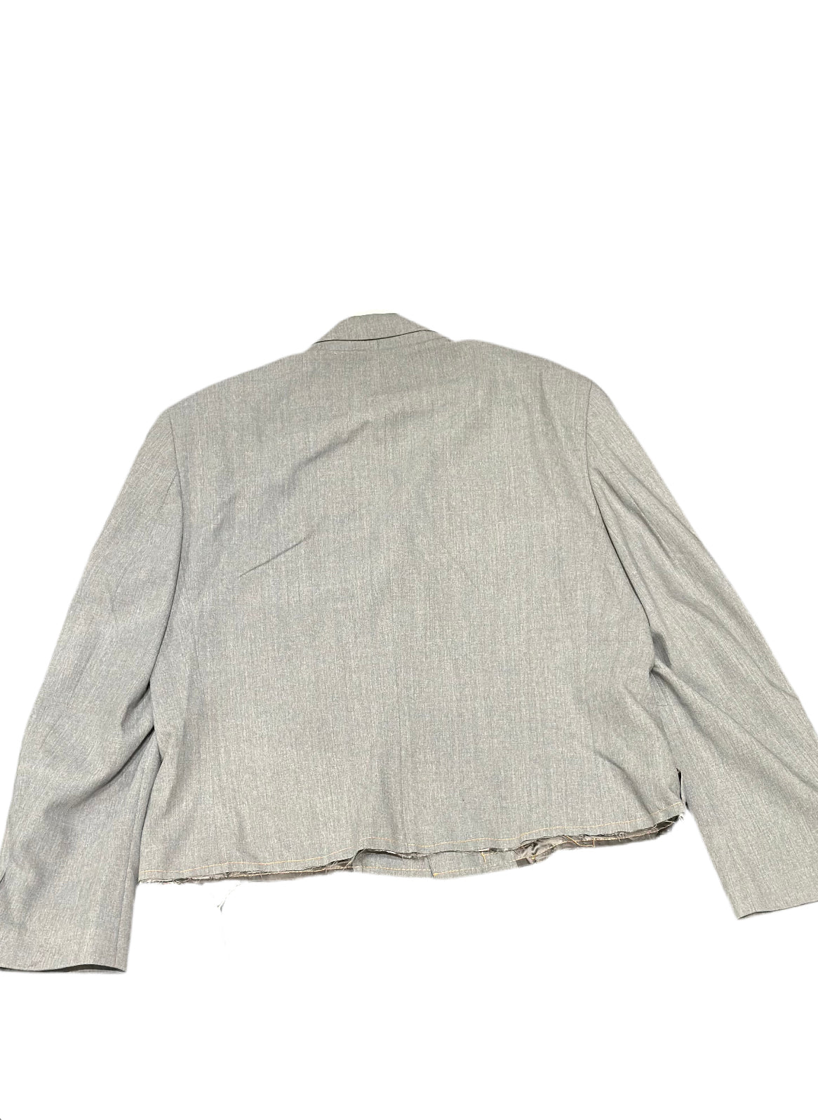 ANGEL GENTLE: UPCLYCLED CROPPED BLAZER