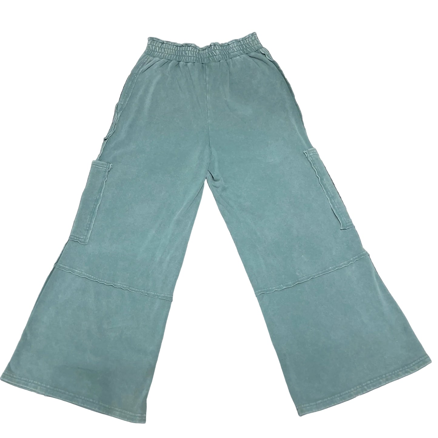 8586: GREEN GARMENT DYE CARGO SWEATPANTS
