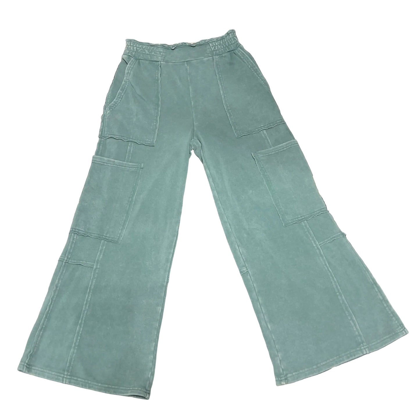 8586: GREEN GARMENT DYE CARGO SWEATPANTS