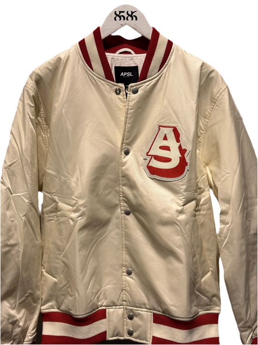 ALPHA STYLE: VARSITY JACKET