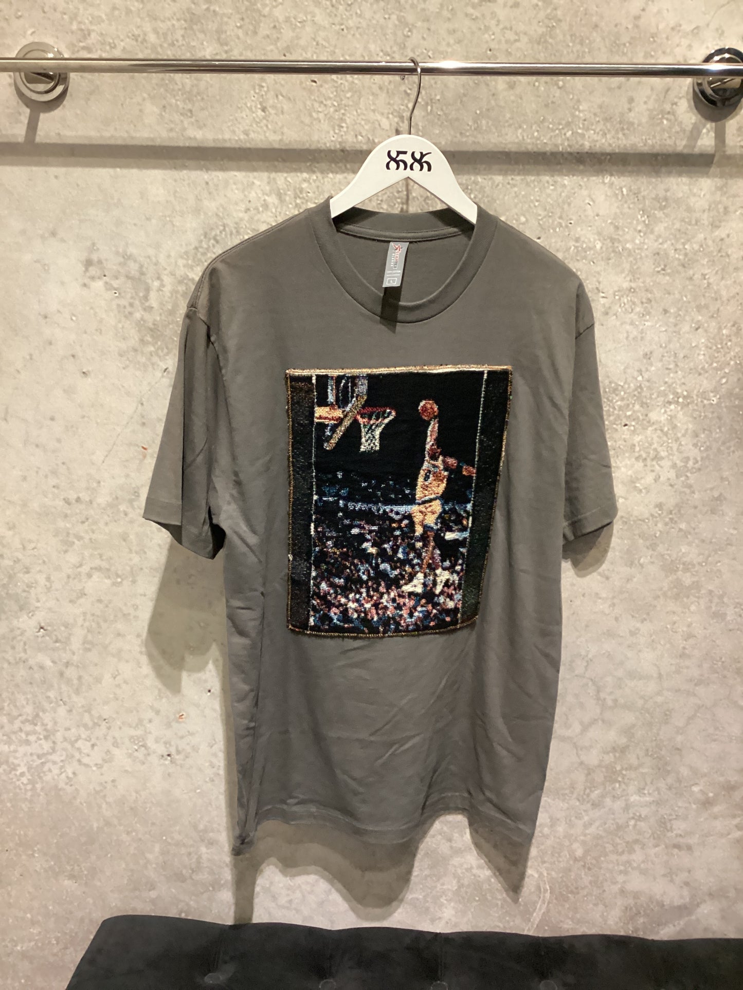 ANGEL GENTLE: KOBE TAPESTRY TEE