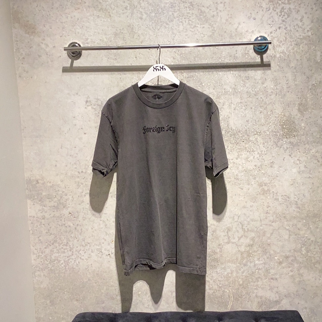 FOREIGN ICY: GRAY T-SHIRT