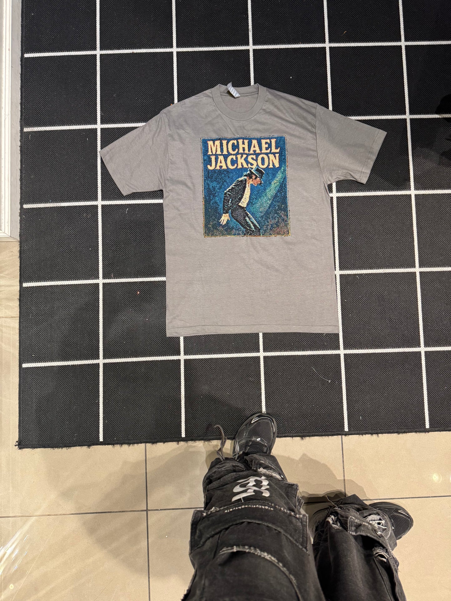 ANGEL GENTLE: TAPESTRY TEE