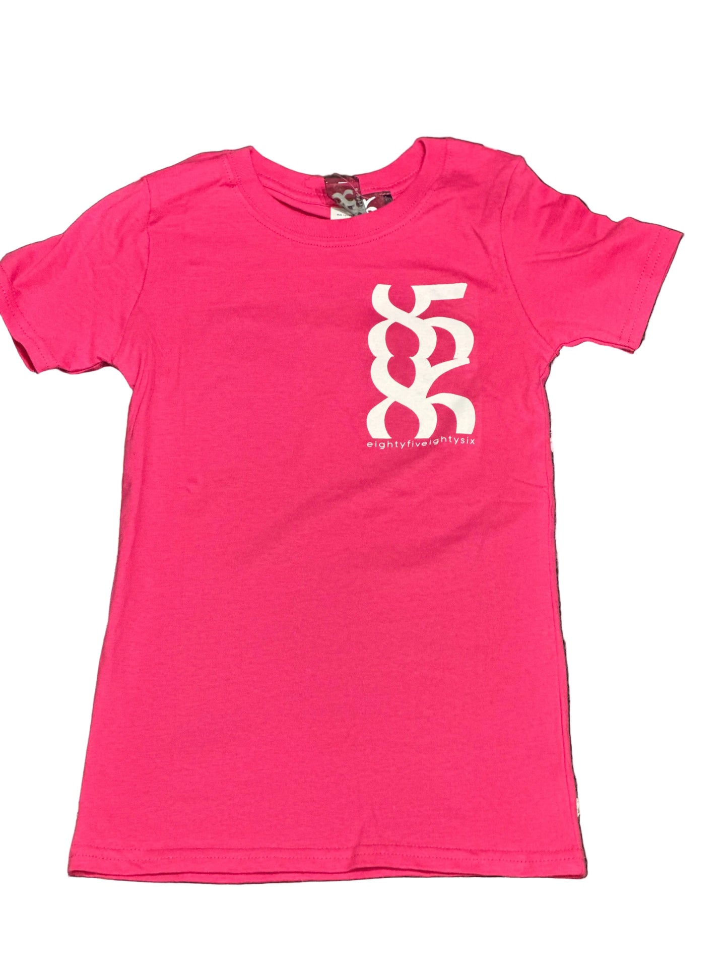 8586: KIDS GRAPHIC LOGO TSHIRT