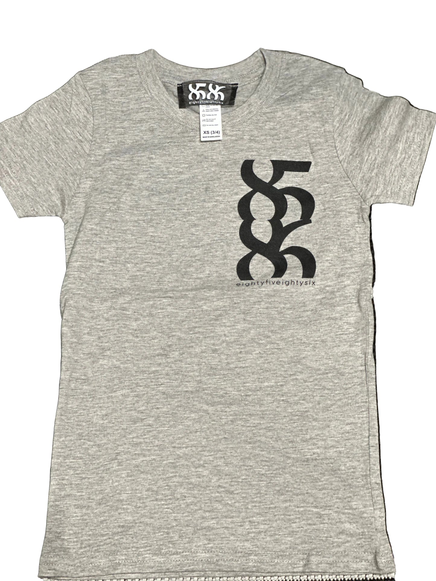 8586: KIDS GRAPHIC LOGO TSHIRT