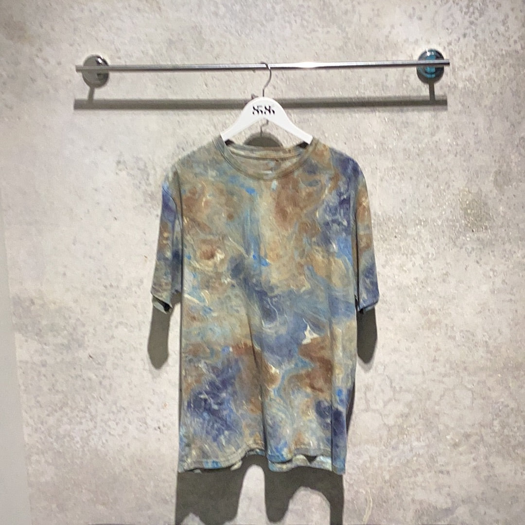 8586: BLUE MARBLE WASHED TEE