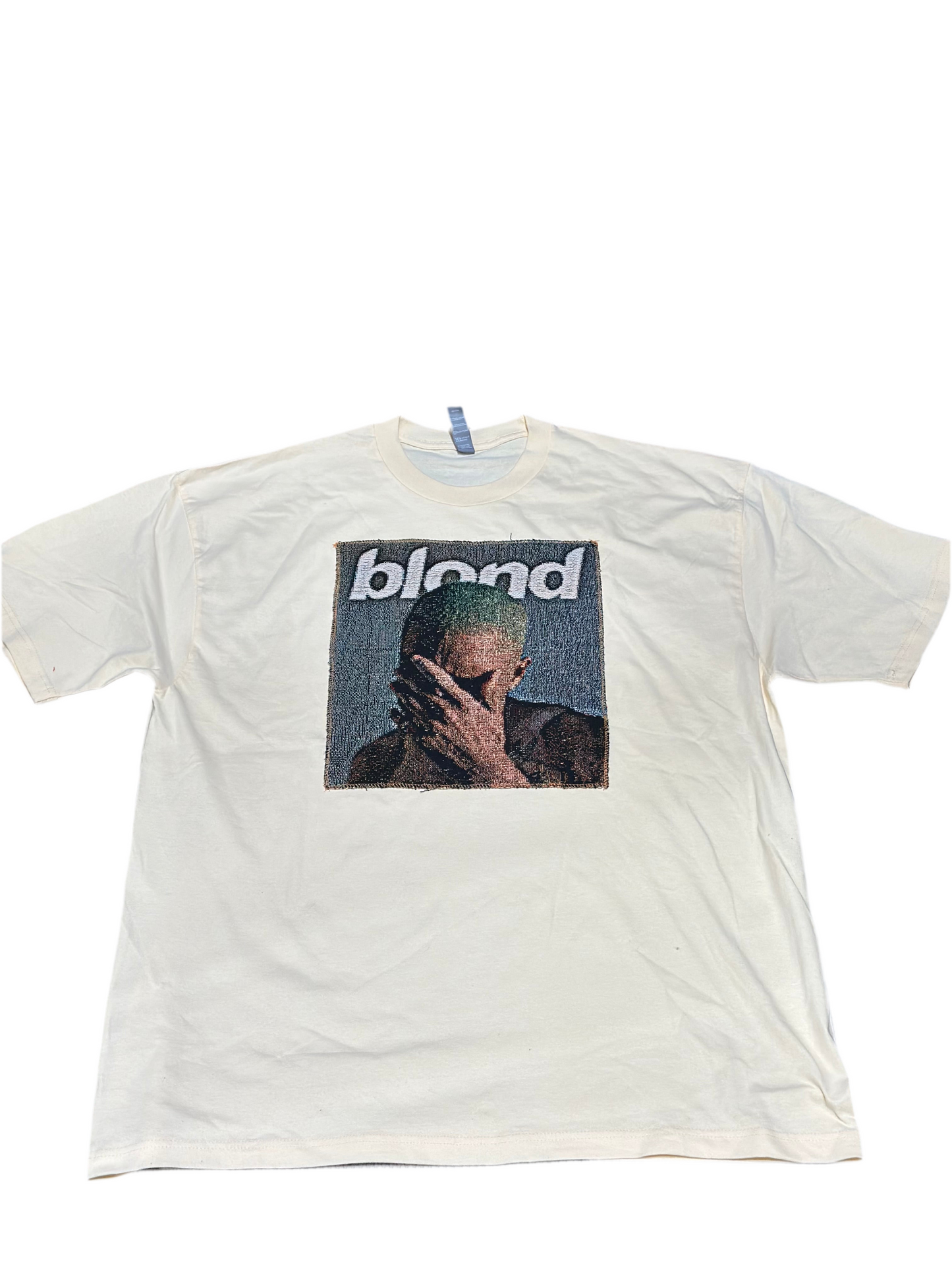 ANGEL GENTLE: FRANK O TAPESTRY GRAPHIC TEE