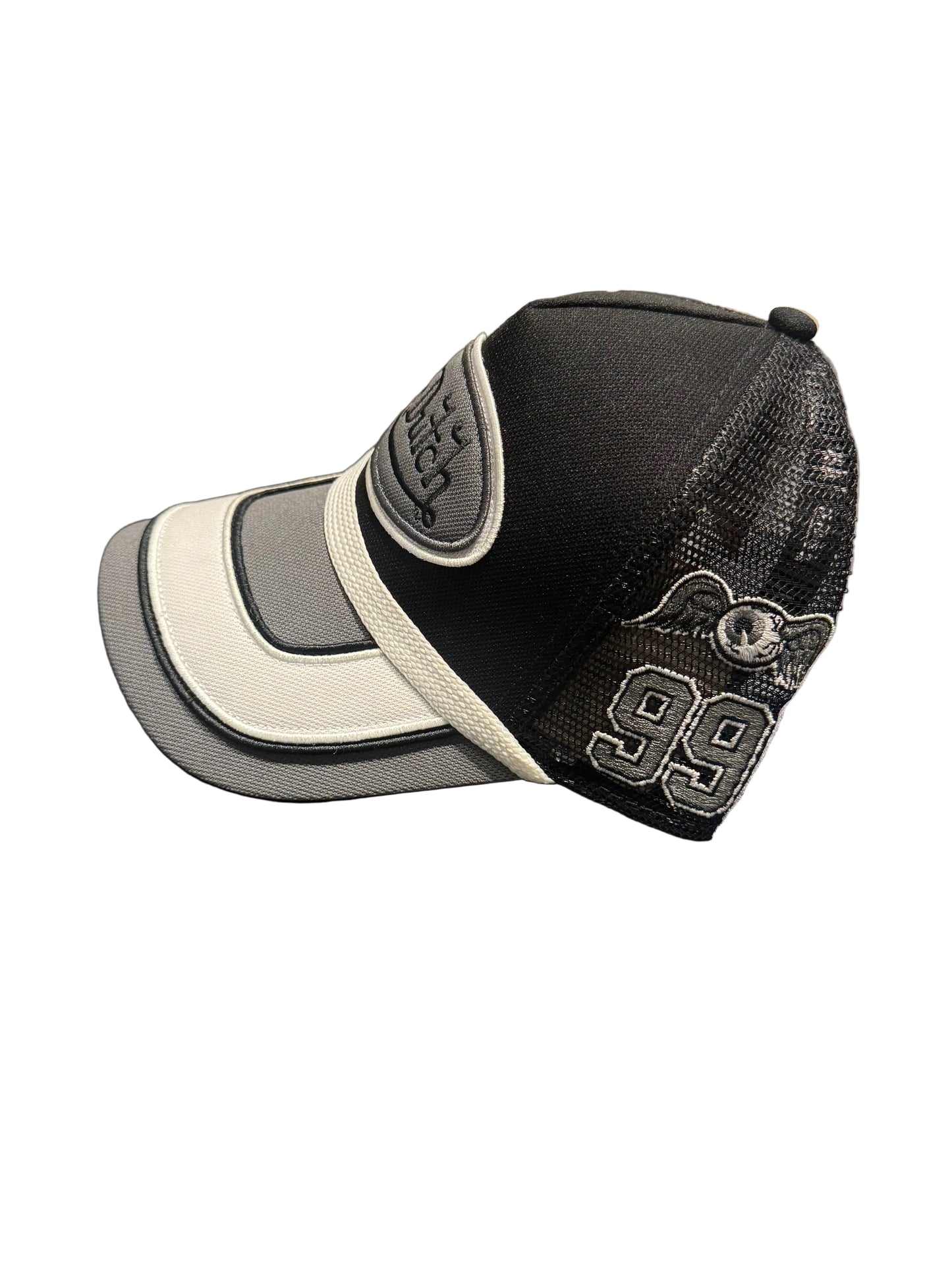 VON DUTCH: LACE UP TRUCKER HAT