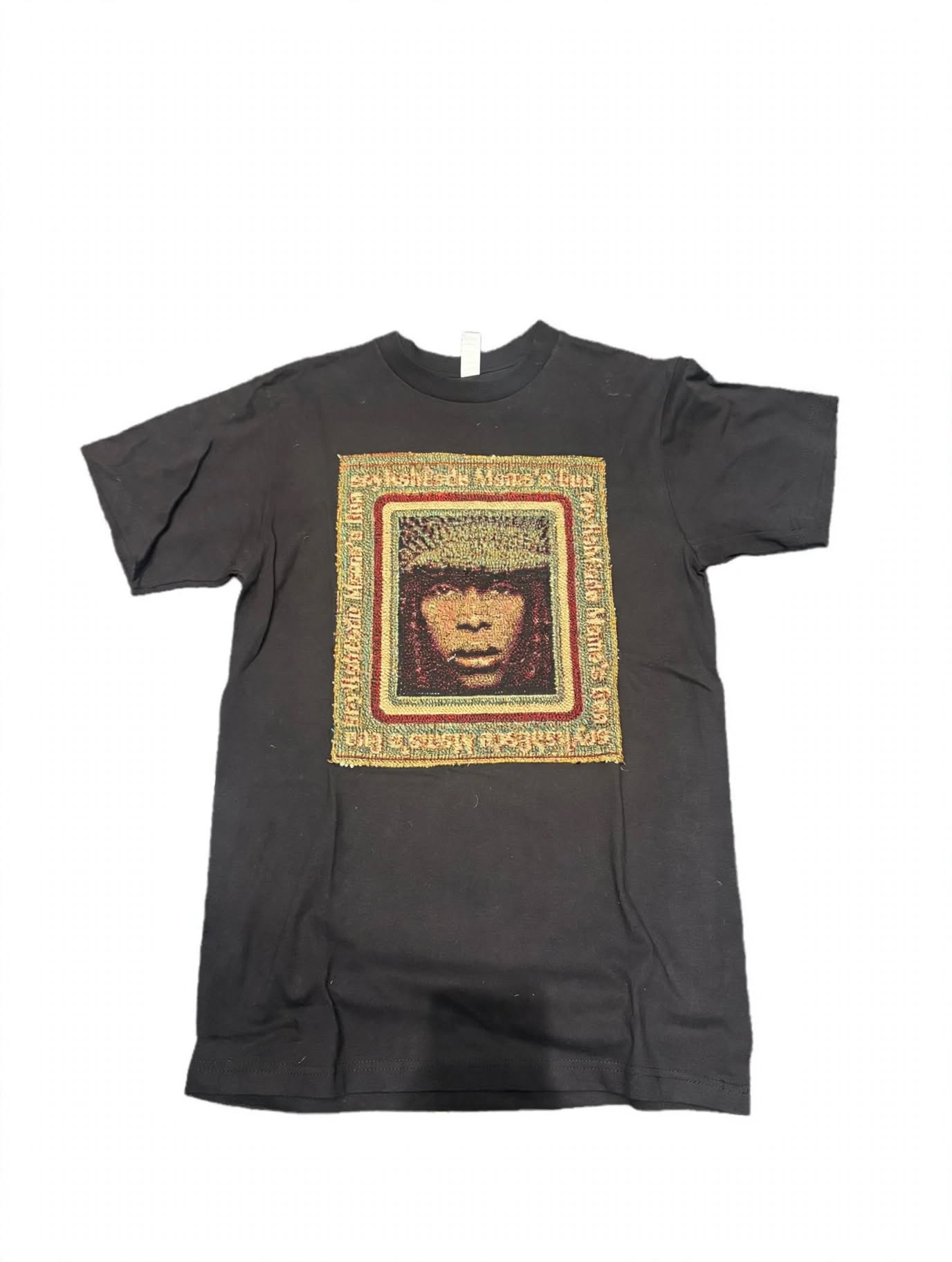 ANGEL GENTLE: BLACK LEGENDARY T-SHIRT