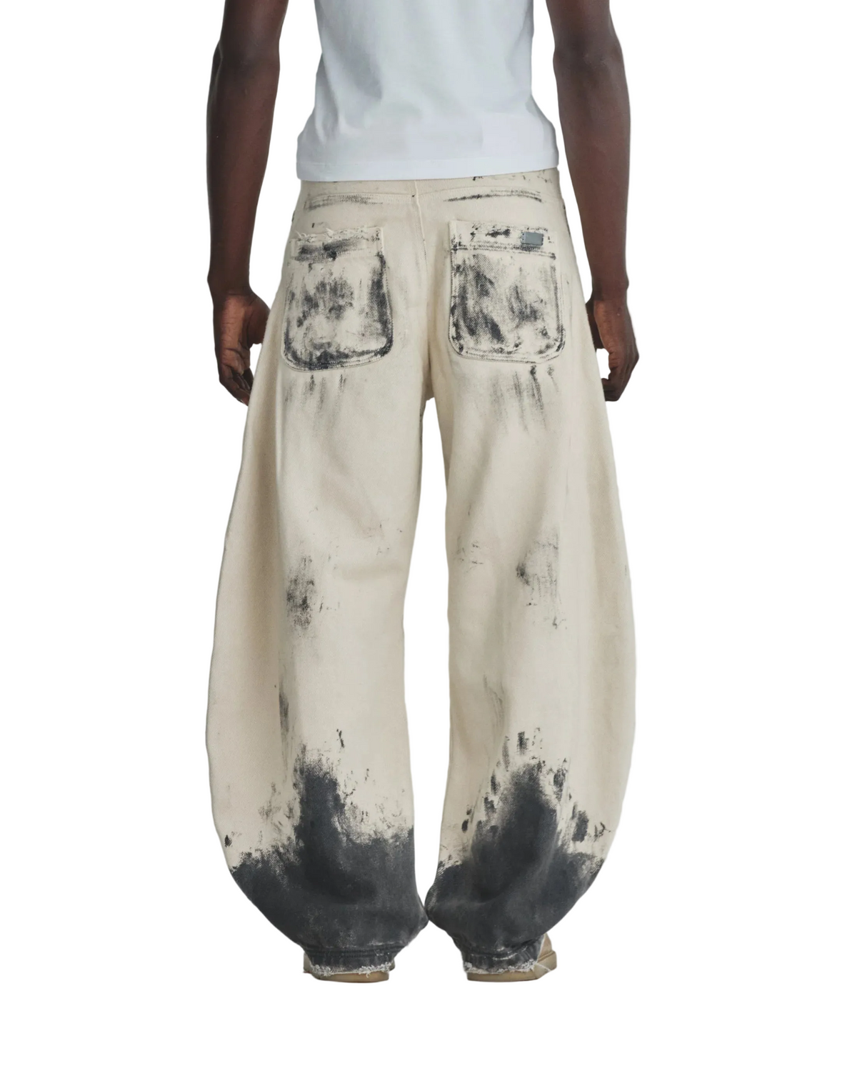 UNDERGOLD: REVELATION BASIC BARREL JEANS
