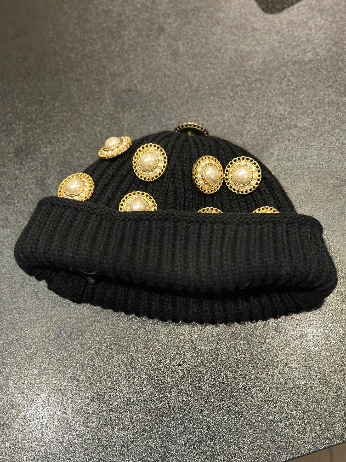 THE ART OF EMJ: PEARLY CROWN SKULLY CAP