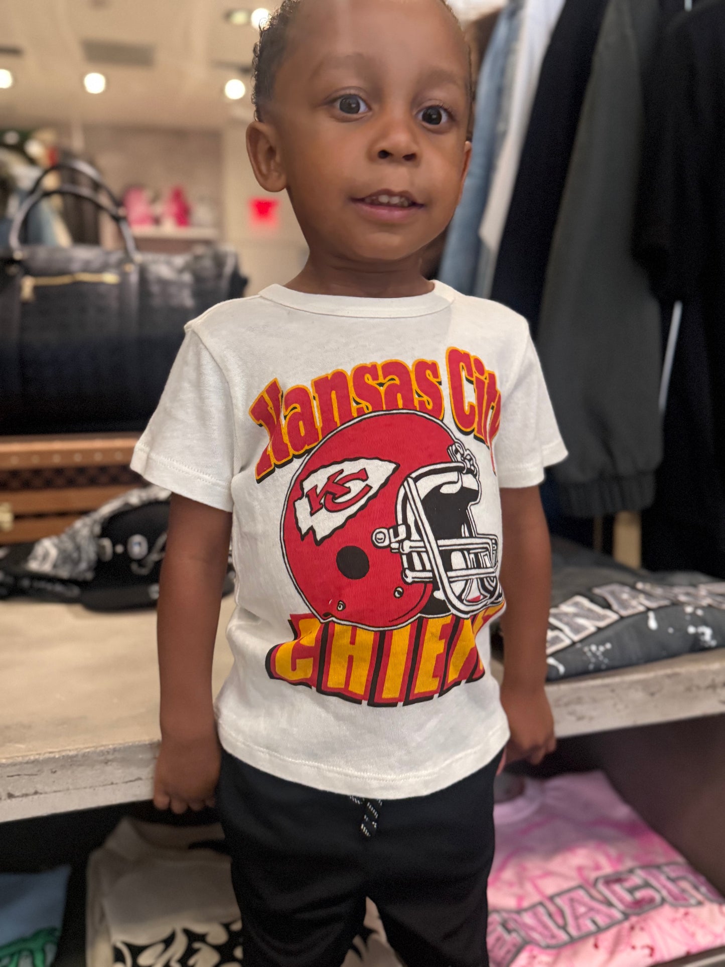 JUNK FOOD KIDS: KANSAS CITY CHIEFS GRAPHIC TEE