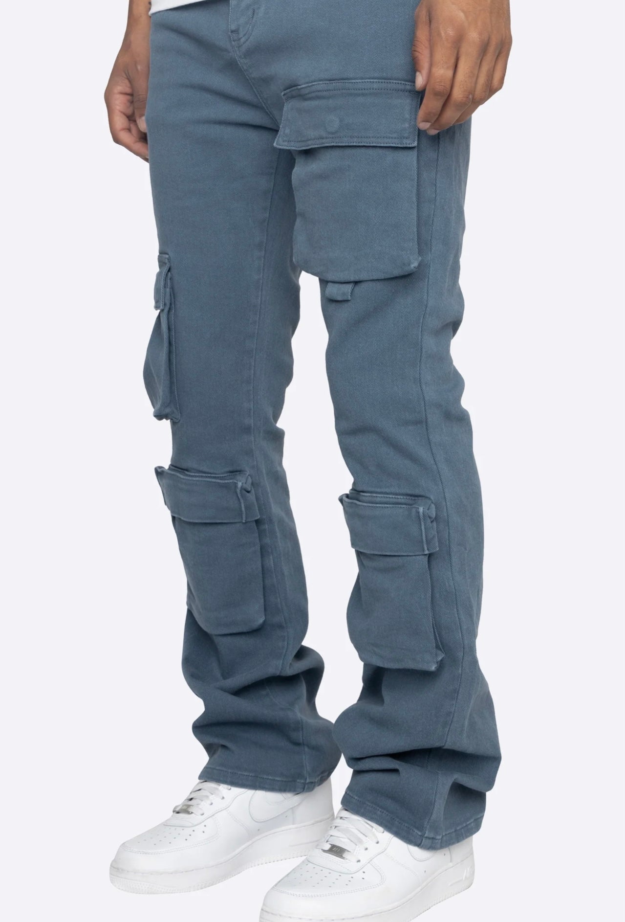 EPTM: BACKLOT CARGO PANTS DENIM BLUE (up close)