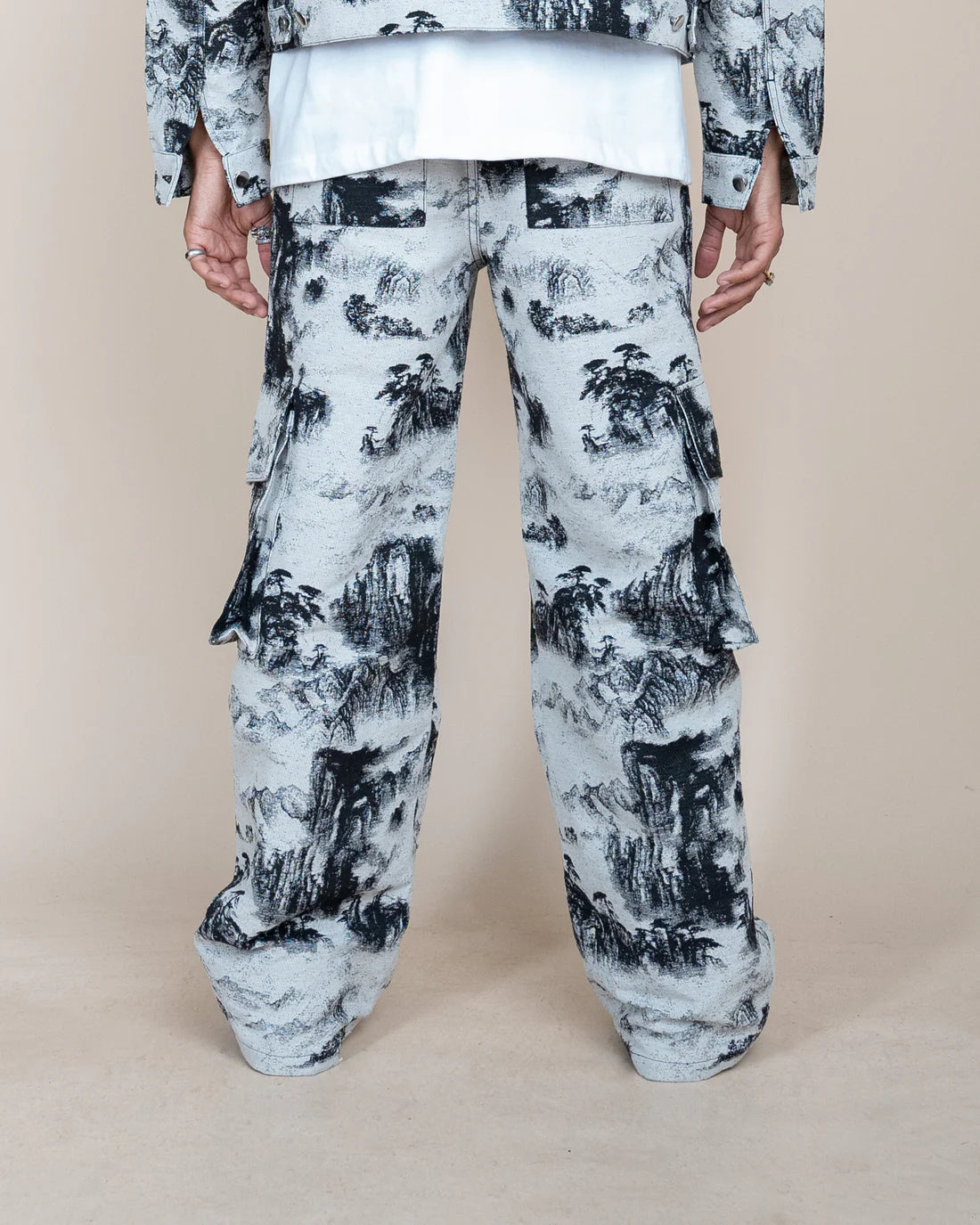 EPTM: TAPESTRY CARGO PANTS