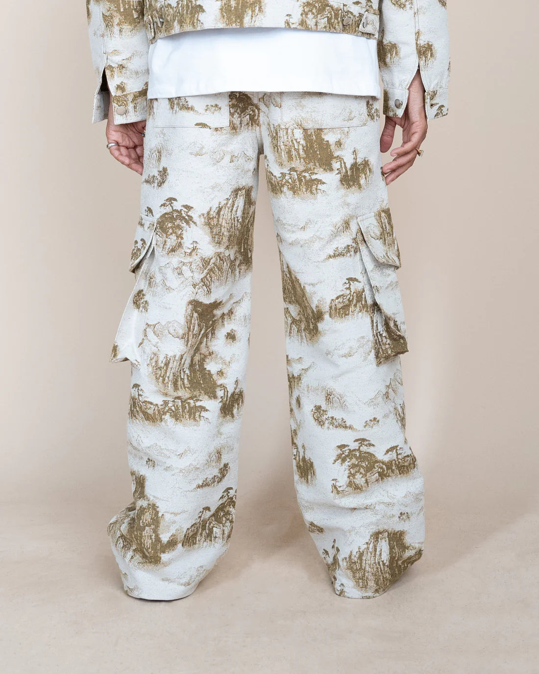 EPTM: TAPESTRY CARGO PANTS