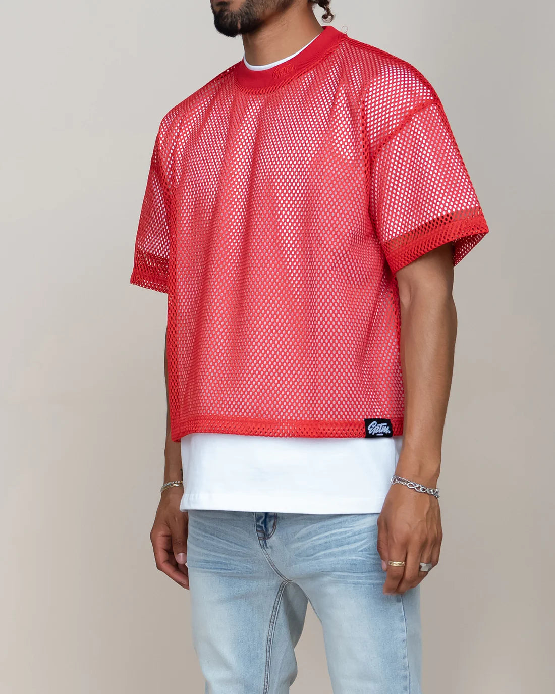 EPTEM MESH STADIUM JERSEY IN RED (model side view) -8586