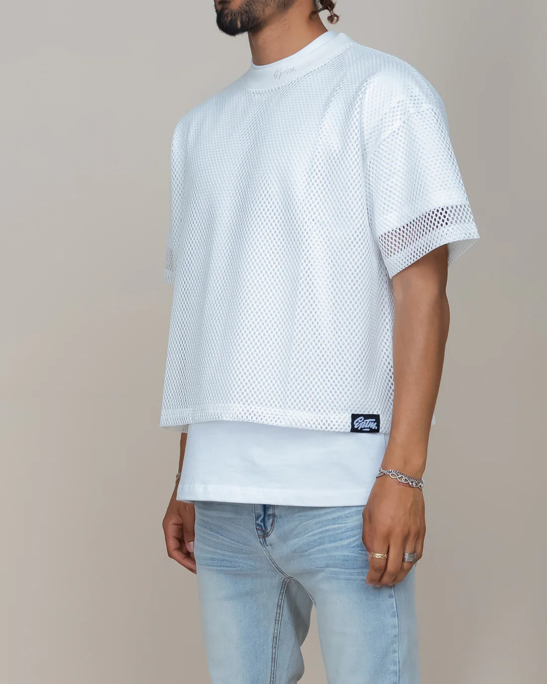 EPTEM MESH STADIUM JERSEY IN WHITE (MALE MODEL side view) -8586