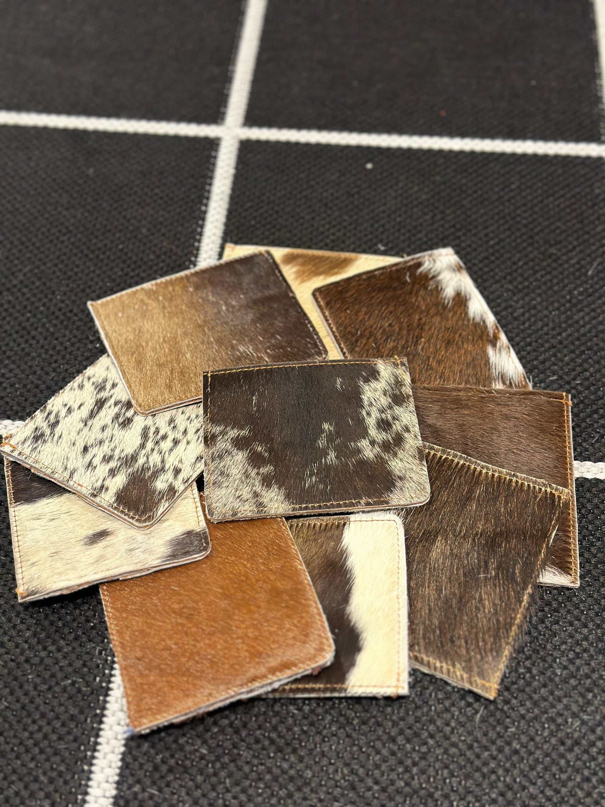 8586: MULTI BROWN COWHIDE FUR CARD HOLDER
