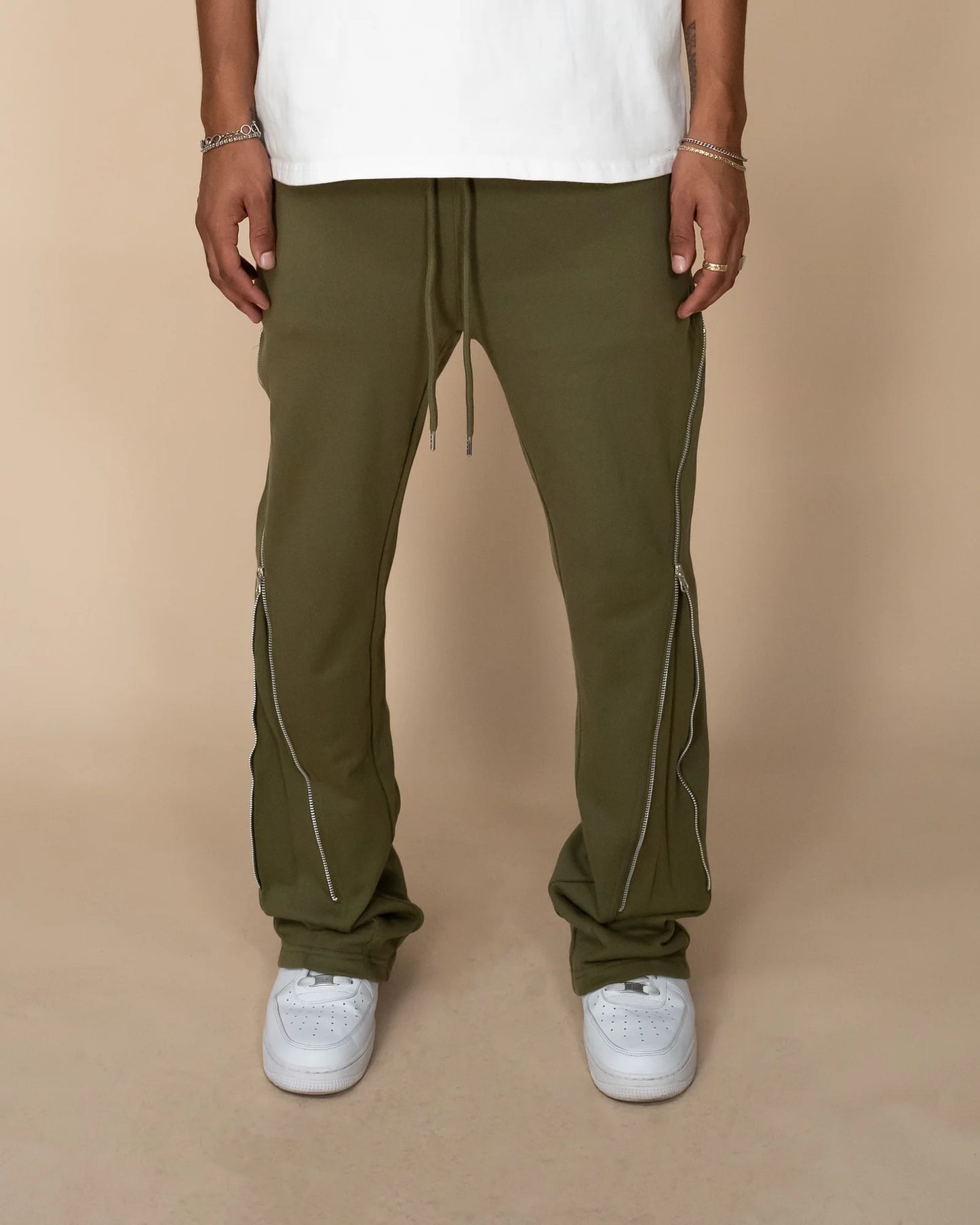 EPTM: ZIP FLARED SWEATPANTS