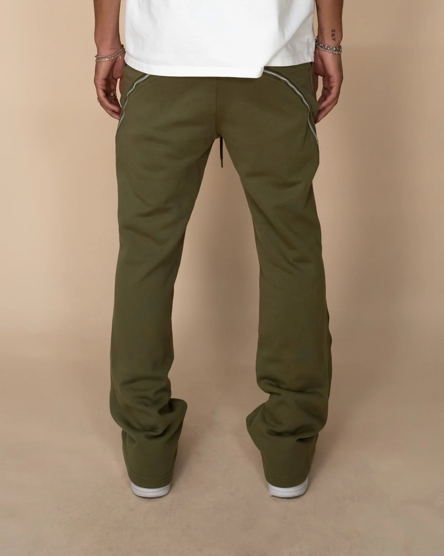 EPTM: ZIP FLARED SWEATPANTS