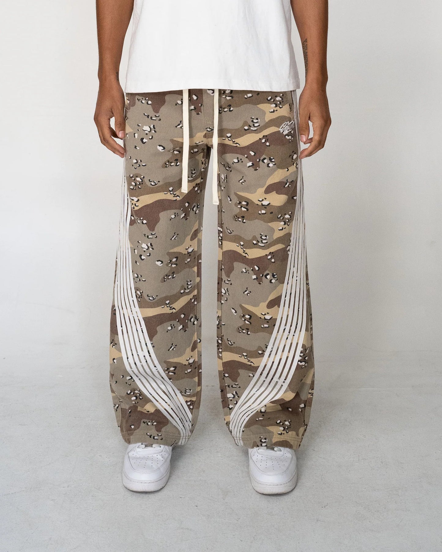 EPTM: THE CAMO HIGHLAND PANTS