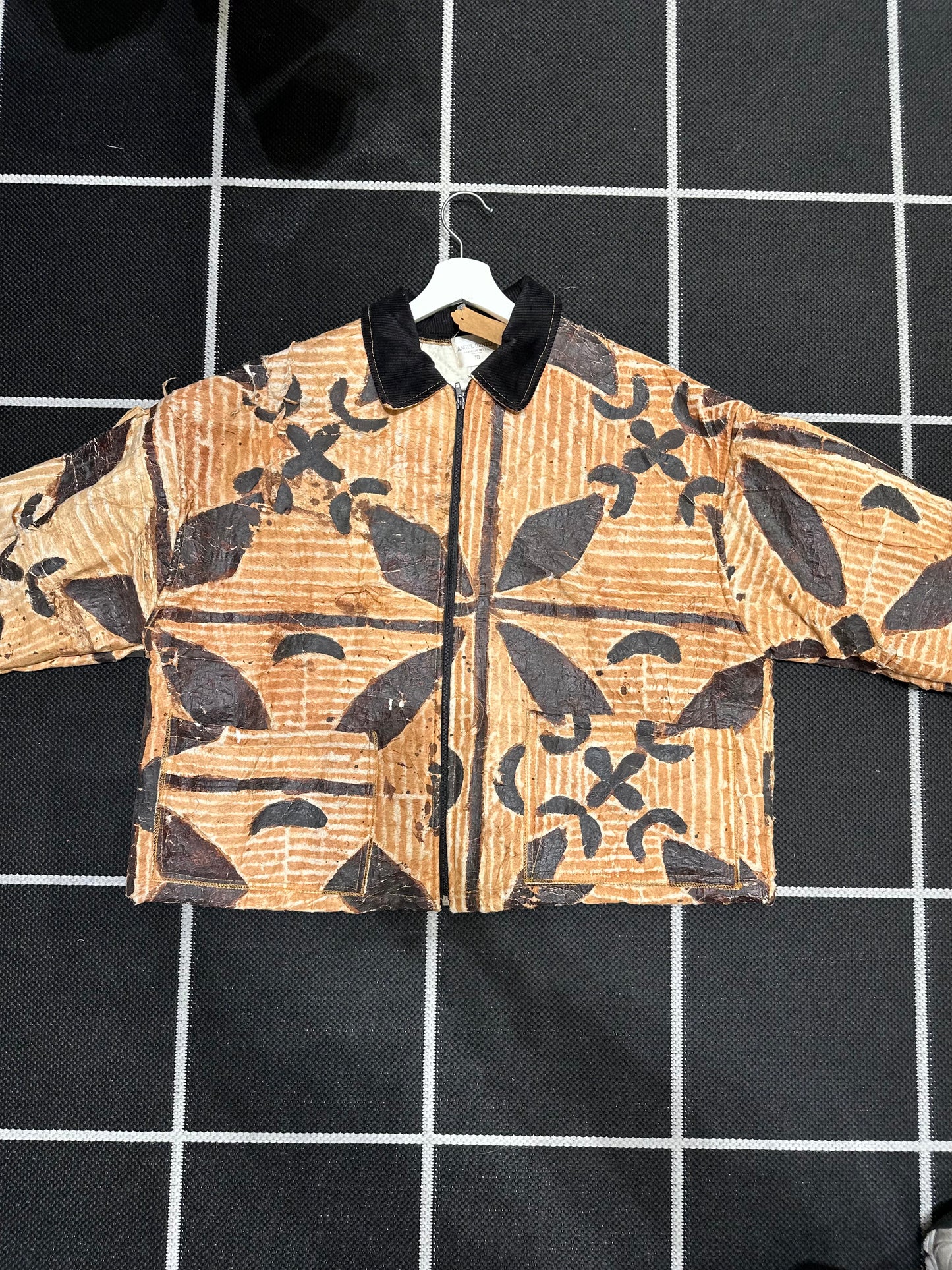 ANGEL GENTLE: LEAF JACKET