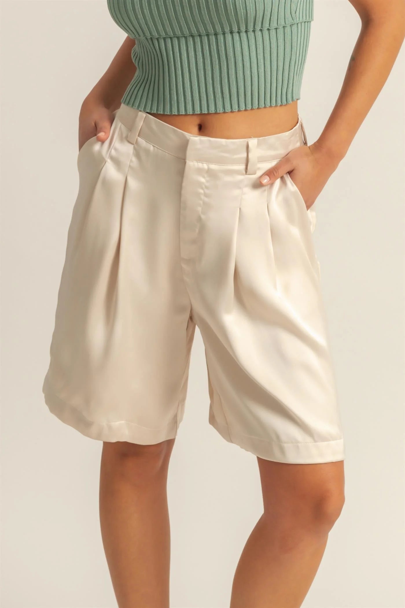 8586: PLEATED SATIN SHORTS