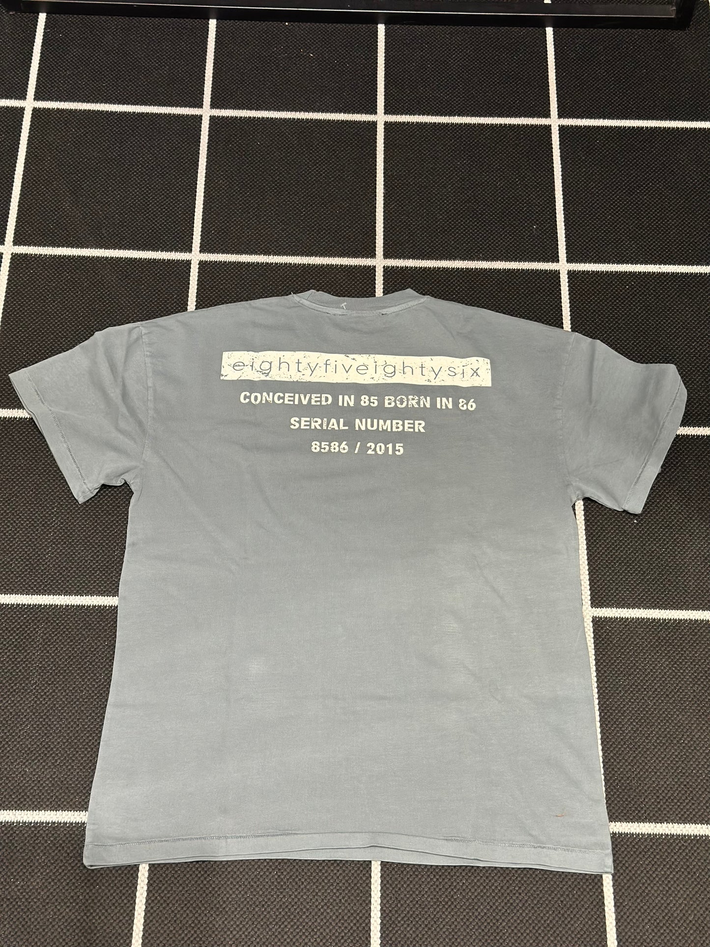 8586: VINTAGE WASH ANNIVERSARY TEE