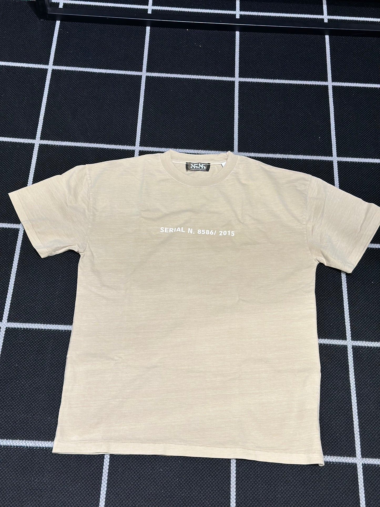 8586: VINTAGE WASH ANNIVERSARY TEE