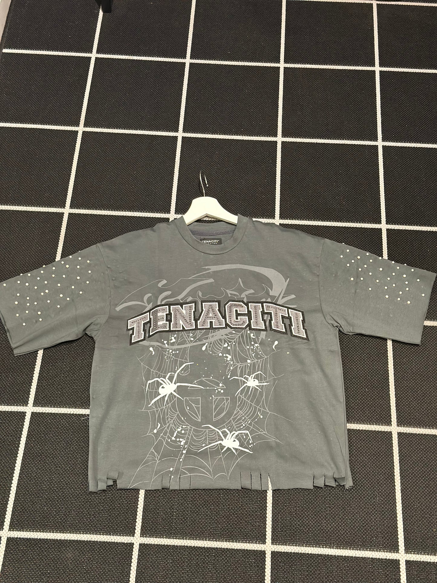 TENACITI: SPIDER PEARL SHIRT