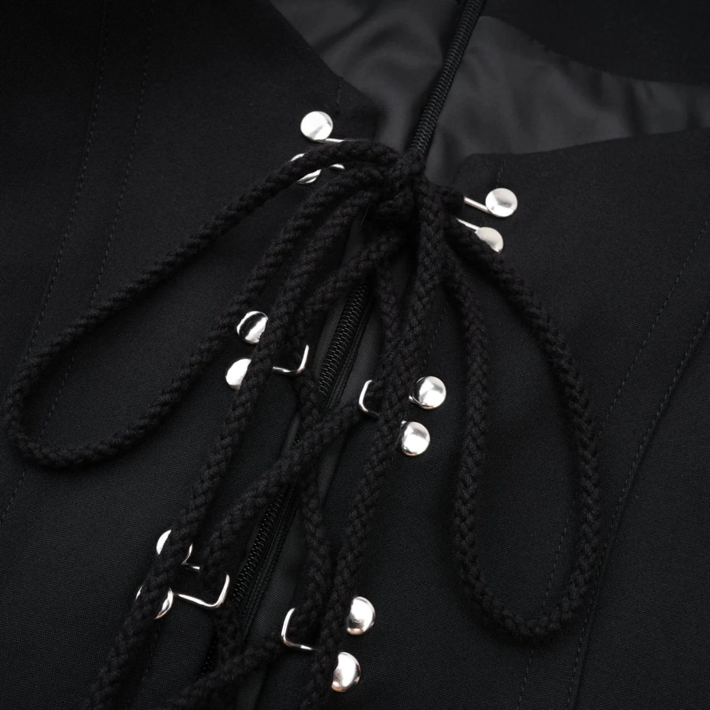 8586 BEULAH STYLE BLACK CROP BLAZER