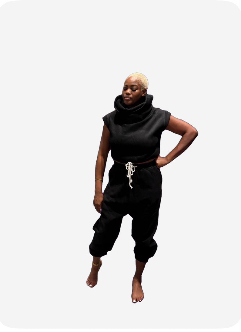 8586: BAGGY CUFFED SWEATPANTS